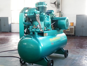 KA系列工业用活塞式空气压缩机